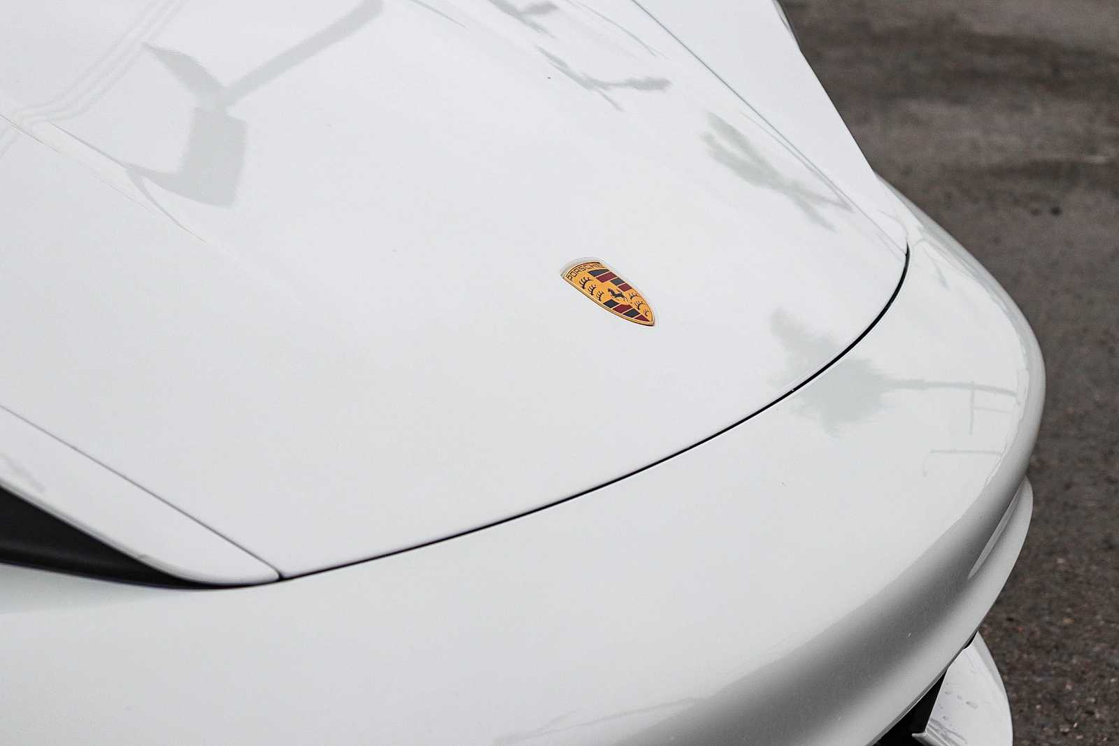 Thumbnail: 2021 Porsche Taycan - 8