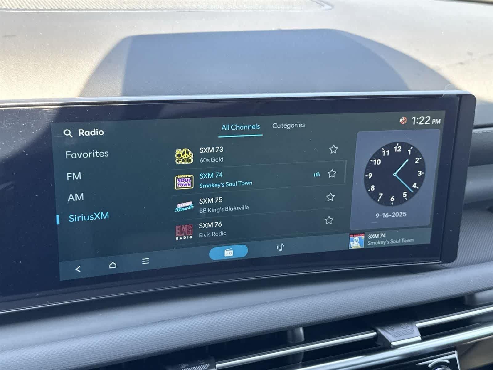 Thumbnail: 2026 Hyundai Santa Cruz - 16