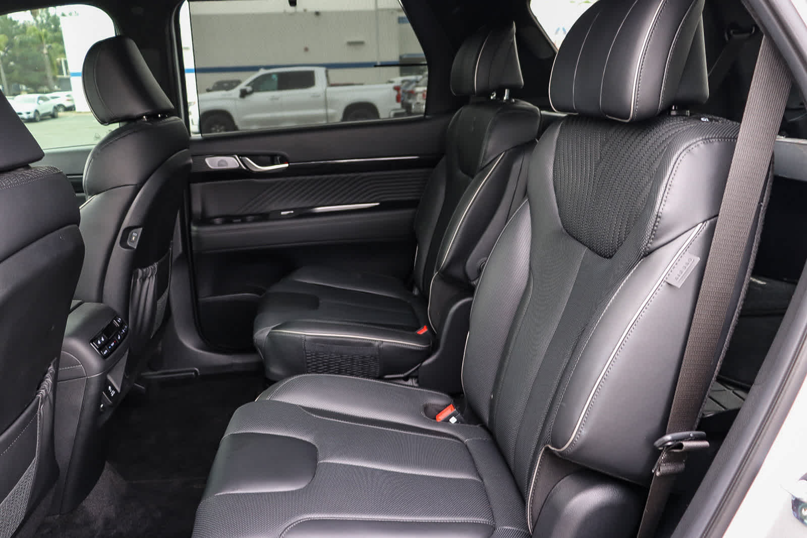 Thumbnail: 2024 Hyundai Palisade - 18