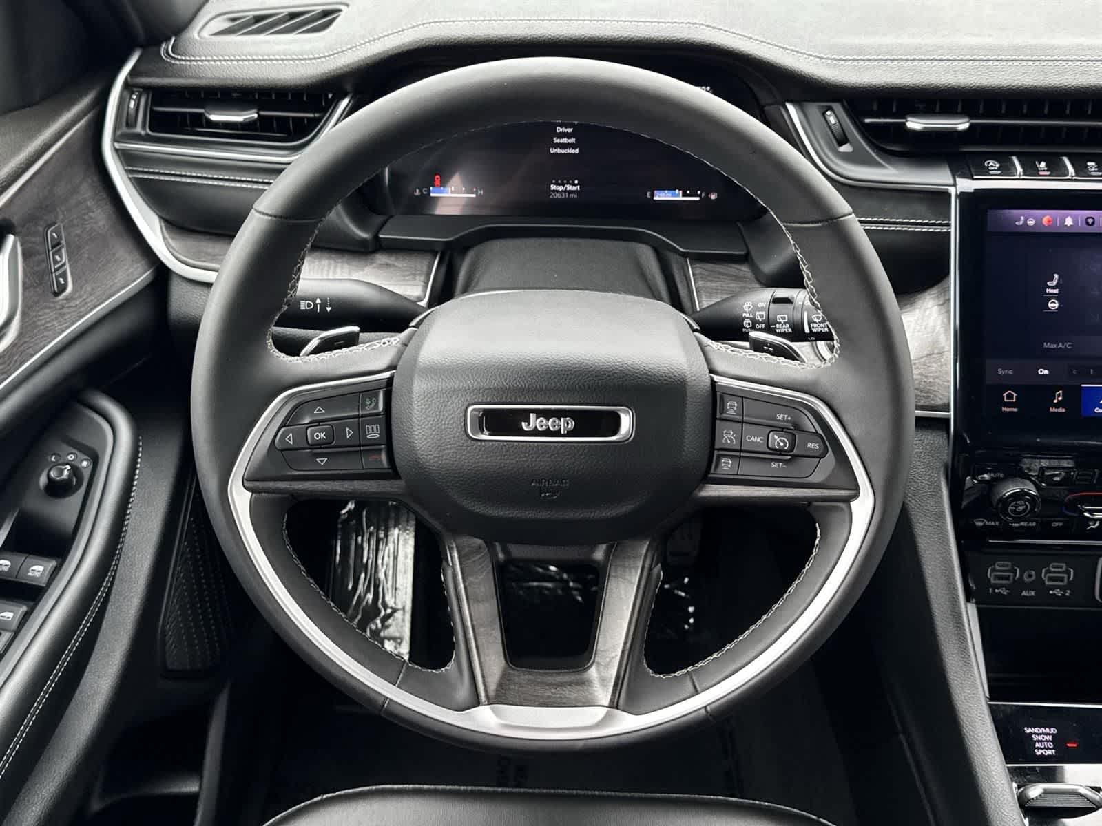 Thumbnail: 2024 Jeep Grand Cherokee - 9