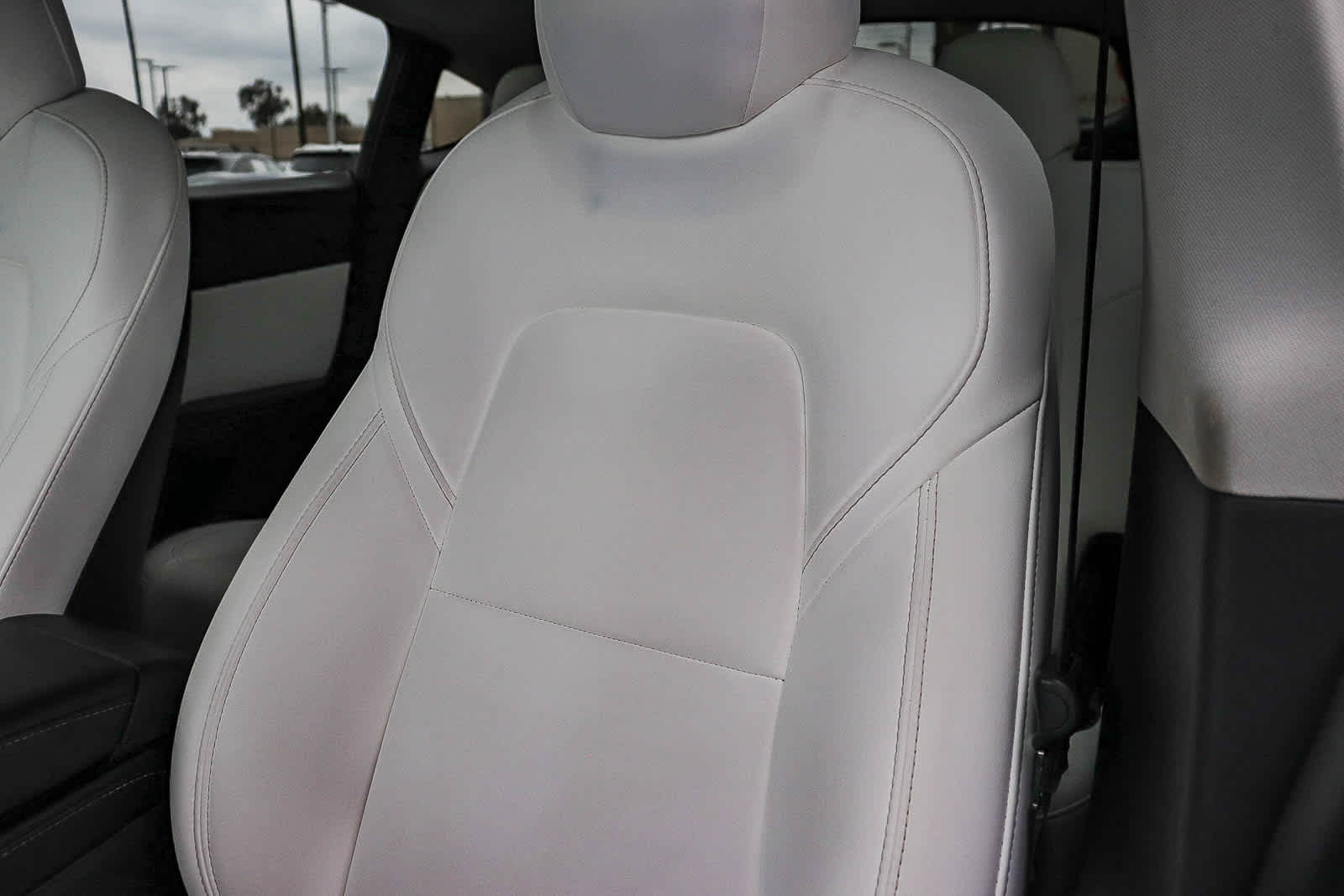 Thumbnail: 2022 Tesla Model Y - 26
