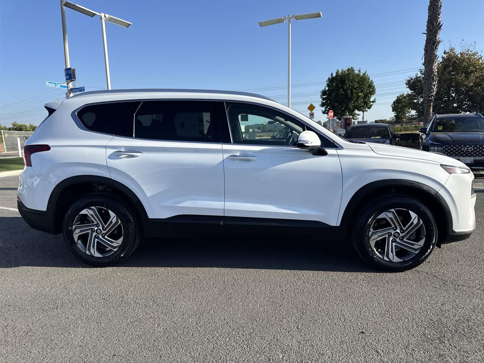 Thumbnail: 2023 Hyundai Santa Fe - 3