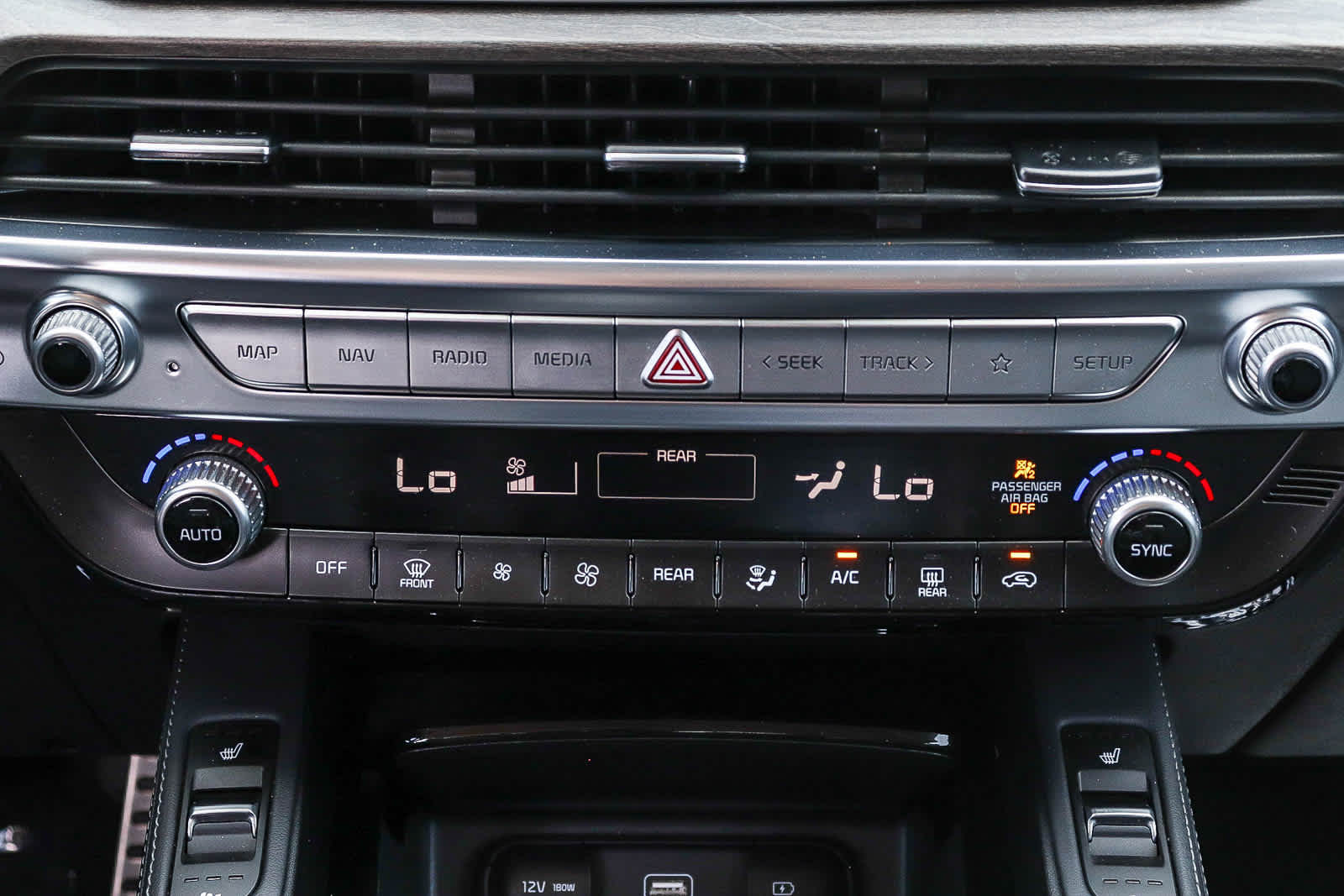 Thumbnail: 2021 Kia Telluride - 16