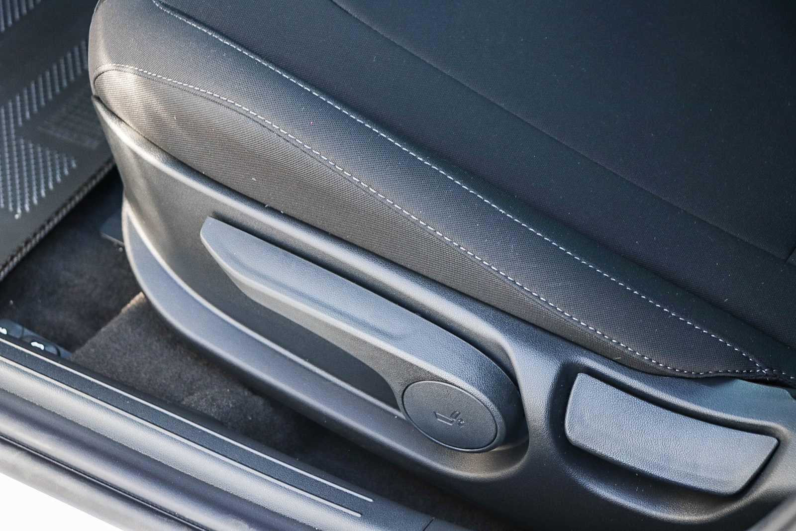 Thumbnail: 2026 Hyundai Elantra - 23