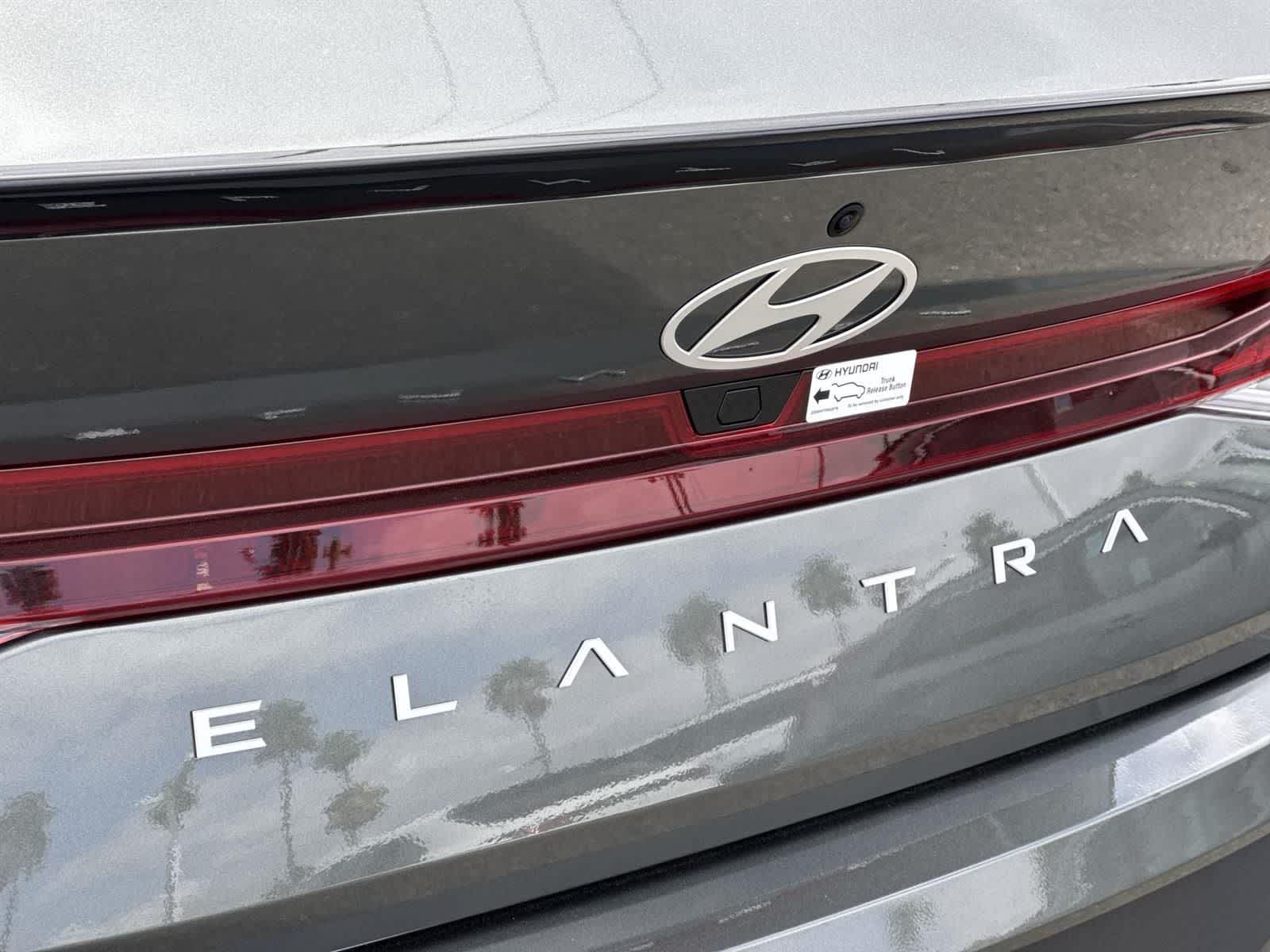 Thumbnail: 2025 Hyundai Elantra - 34