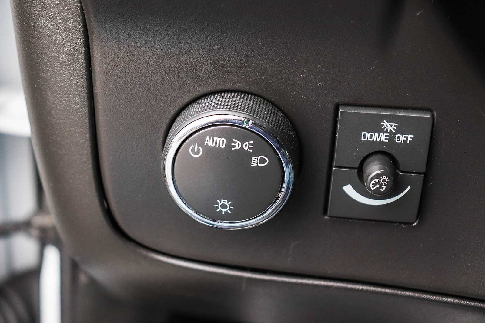 Thumbnail: 2023 GMC Savana - 25