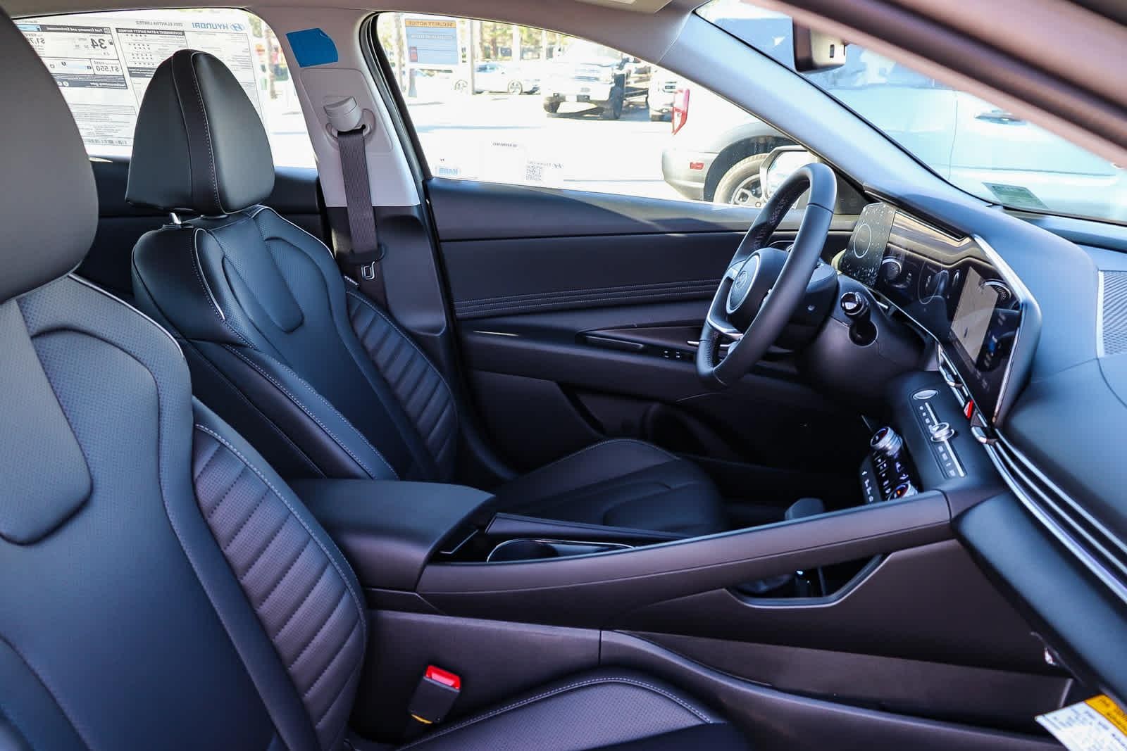 Thumbnail: 2025 Hyundai Elantra - 20