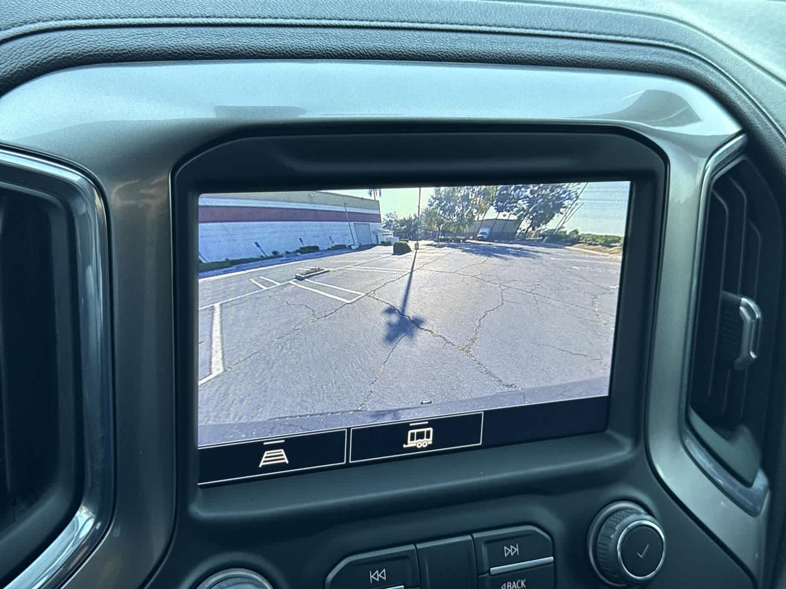 Thumbnail: 2022 Chevrolet Silverado 1500 - 15