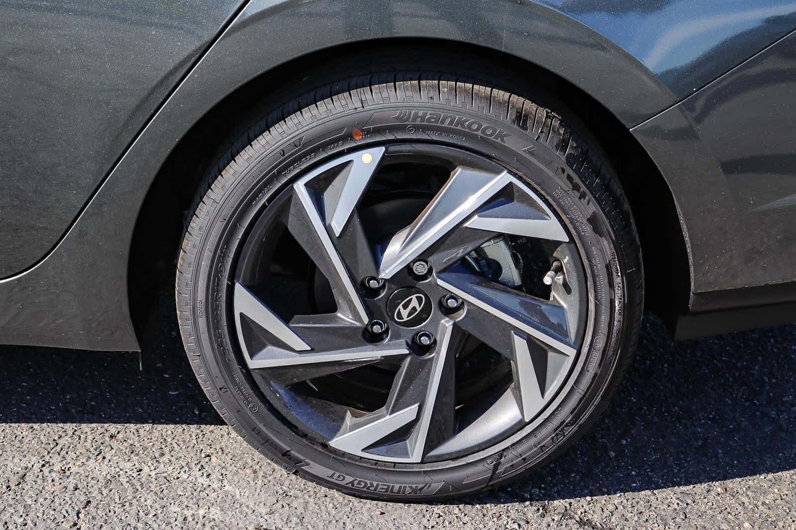 Thumbnail: 2025 Hyundai Elantra - 11