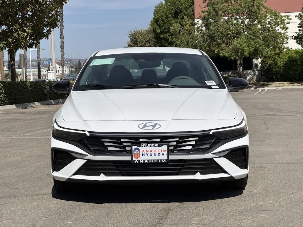 New 2025 Hyundai Elantra SEL Sport Sedan