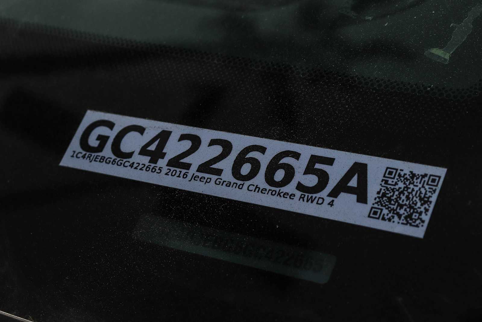 Thumbnail: 2016 Jeep Grand Cherokee - 7