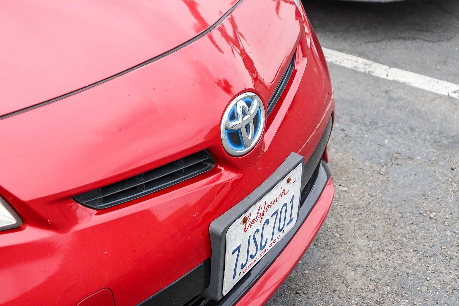 Thumbnail: 2015 Toyota Prius - 5