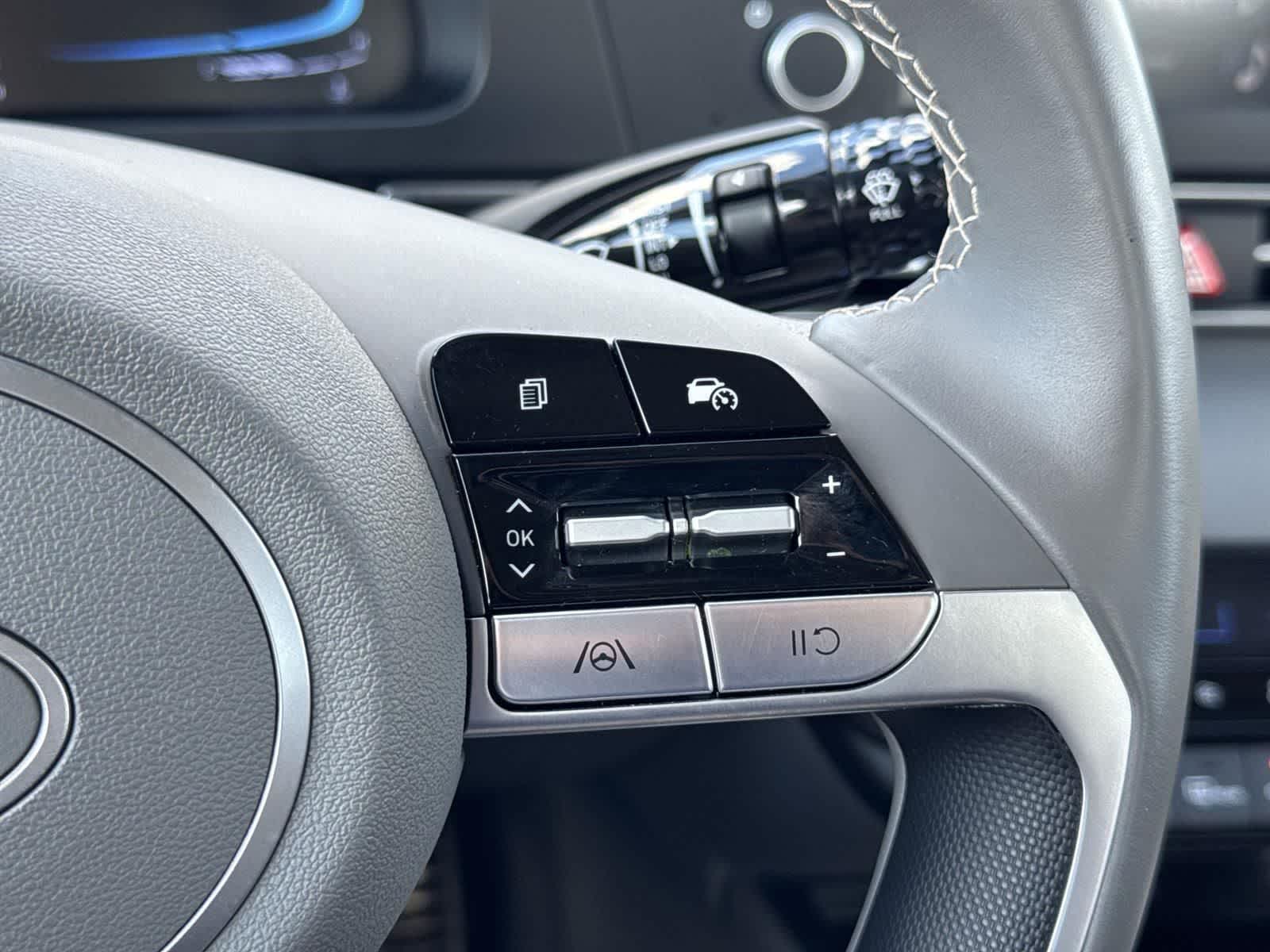 Thumbnail: 2025 Hyundai Elantra - 11