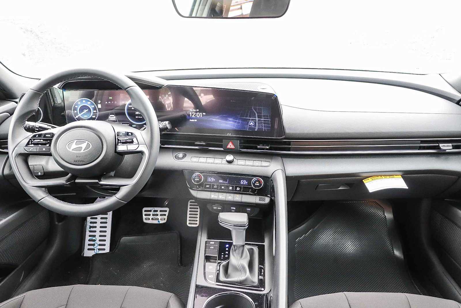 Thumbnail: 2026 Hyundai Elantra - 18