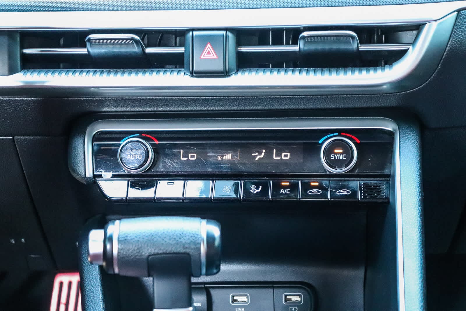 Thumbnail: 2022 Kia K5 - 16