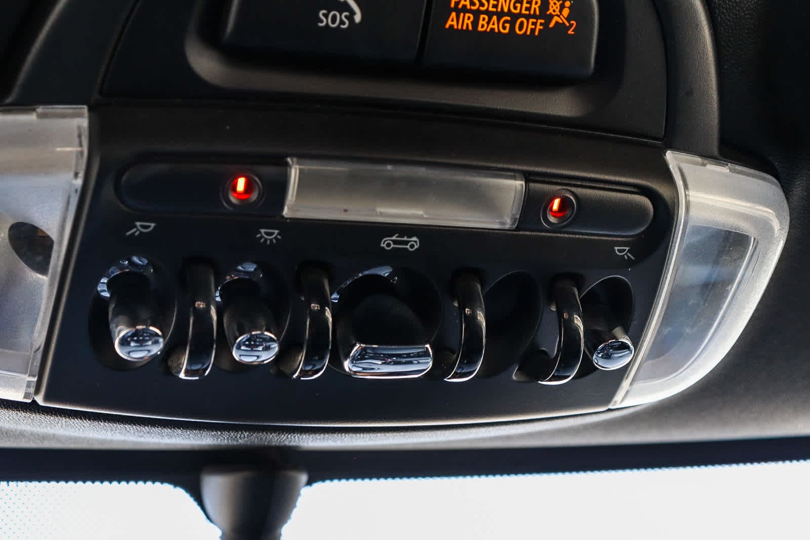 Thumbnail: 2019 MINI Cooper - 32