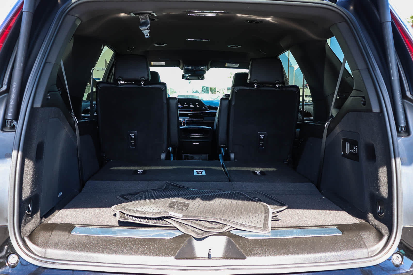 Thumbnail: 2021 Cadillac Escalade - 34