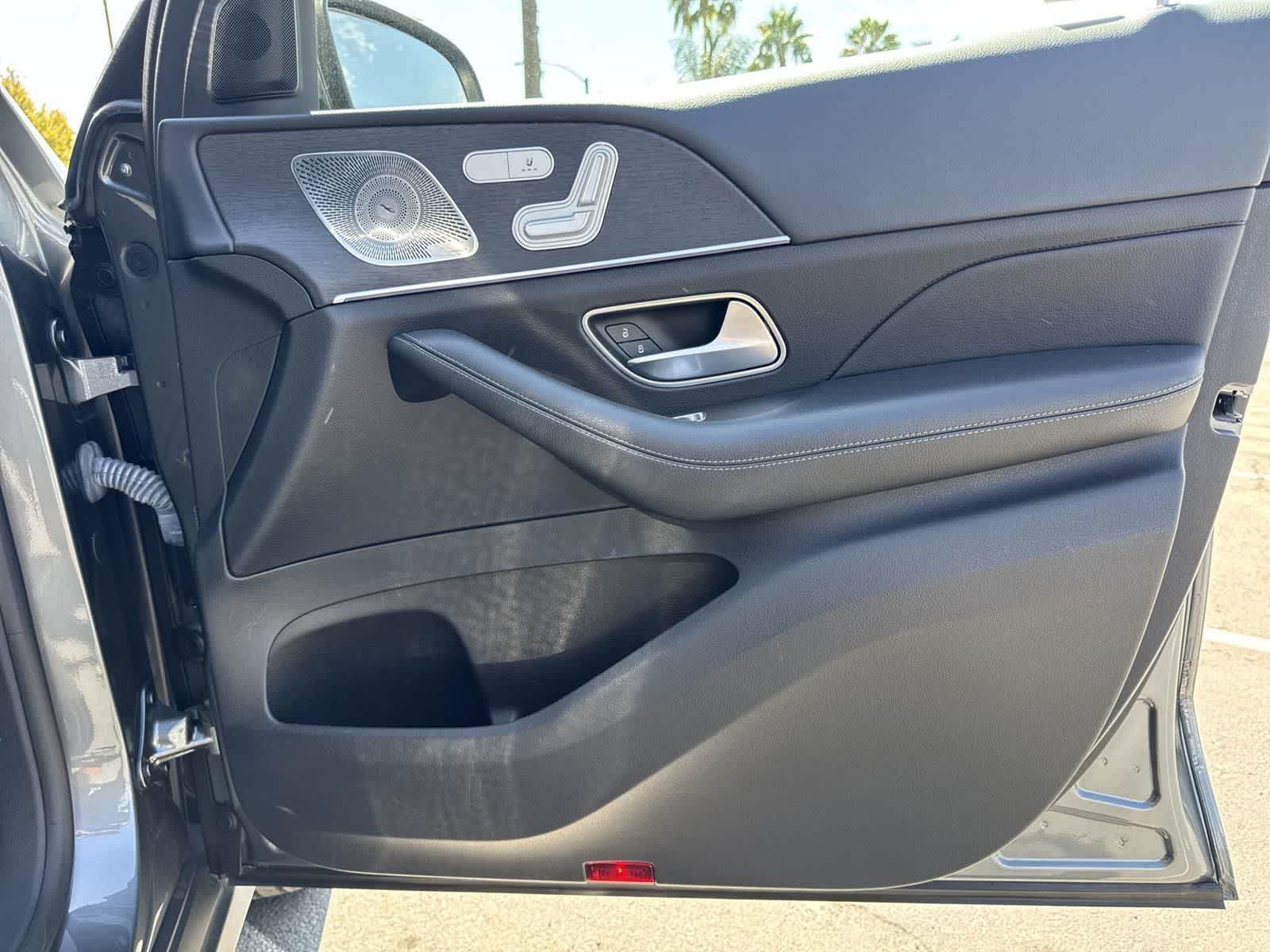 Thumbnail: 2022 Mercedes-Benz GLE - 38