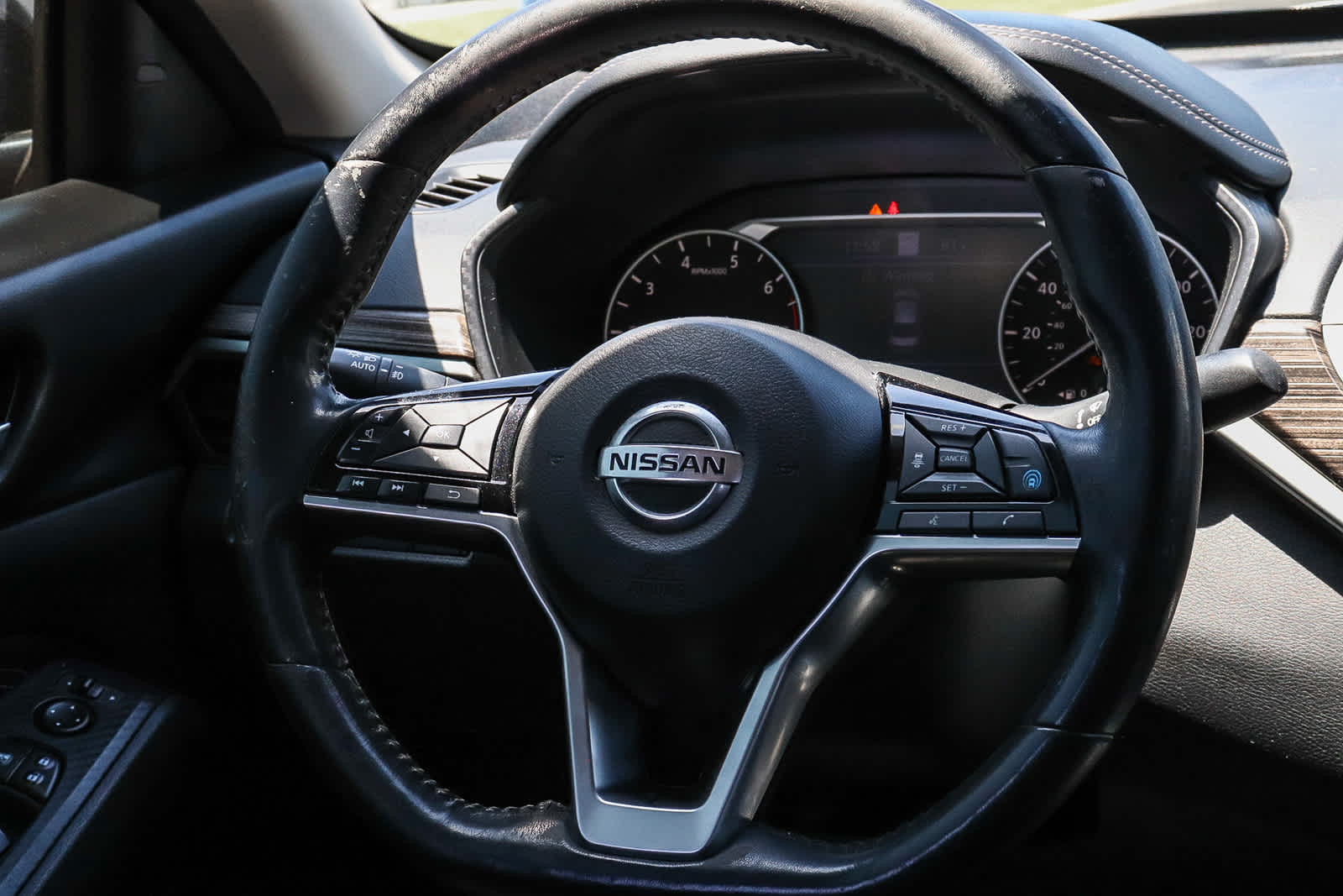 Thumbnail: 2019 Nissan Altima - 21