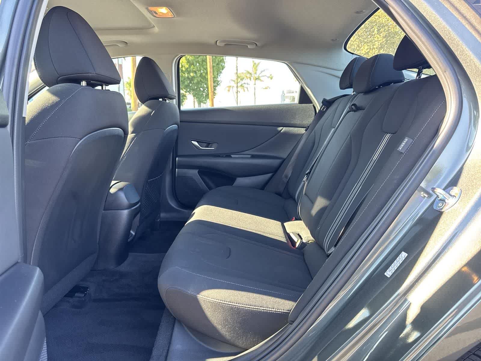 Thumbnail: 2025 Hyundai Elantra - 27