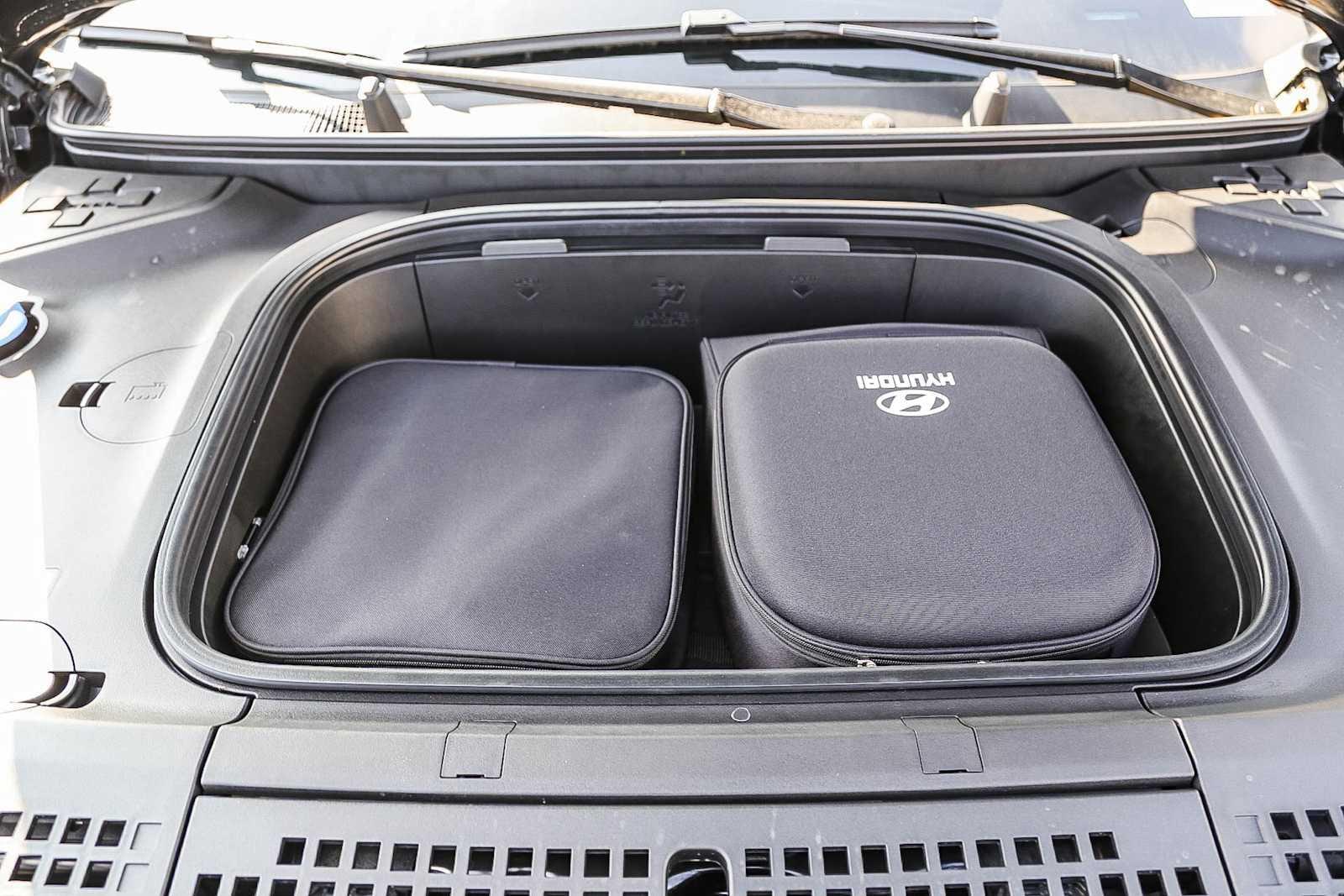 2026 Hyundai IONIQ 9 SE - Photo 11