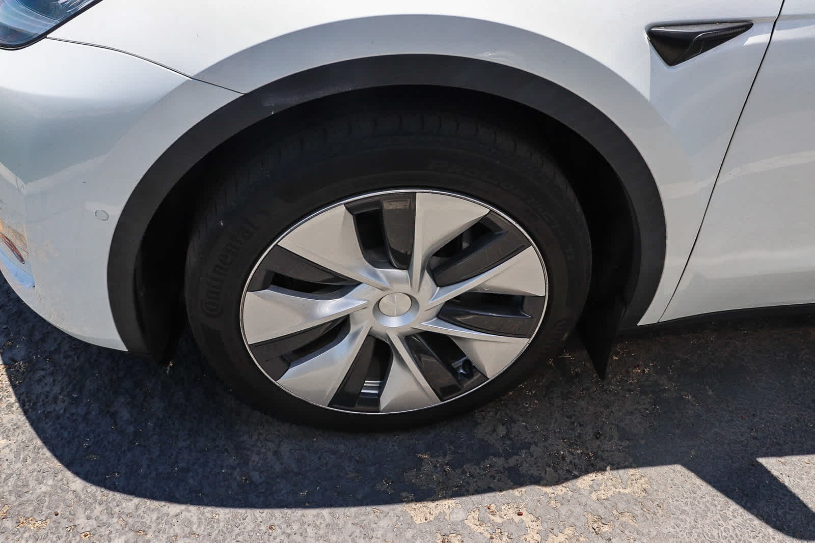 Thumbnail: 2021 Tesla Model Y - 16