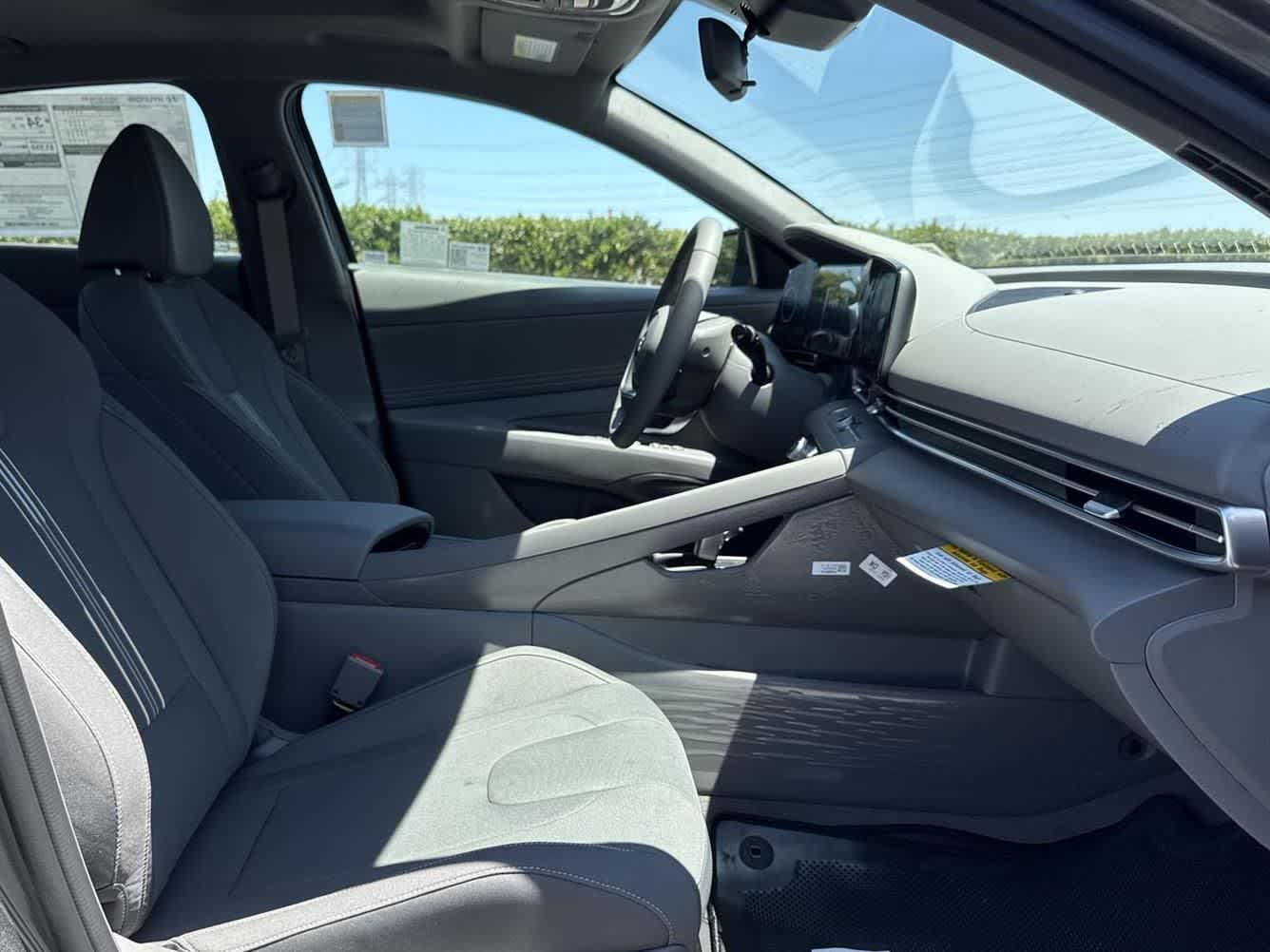 Thumbnail: 2025 Hyundai Elantra - 38