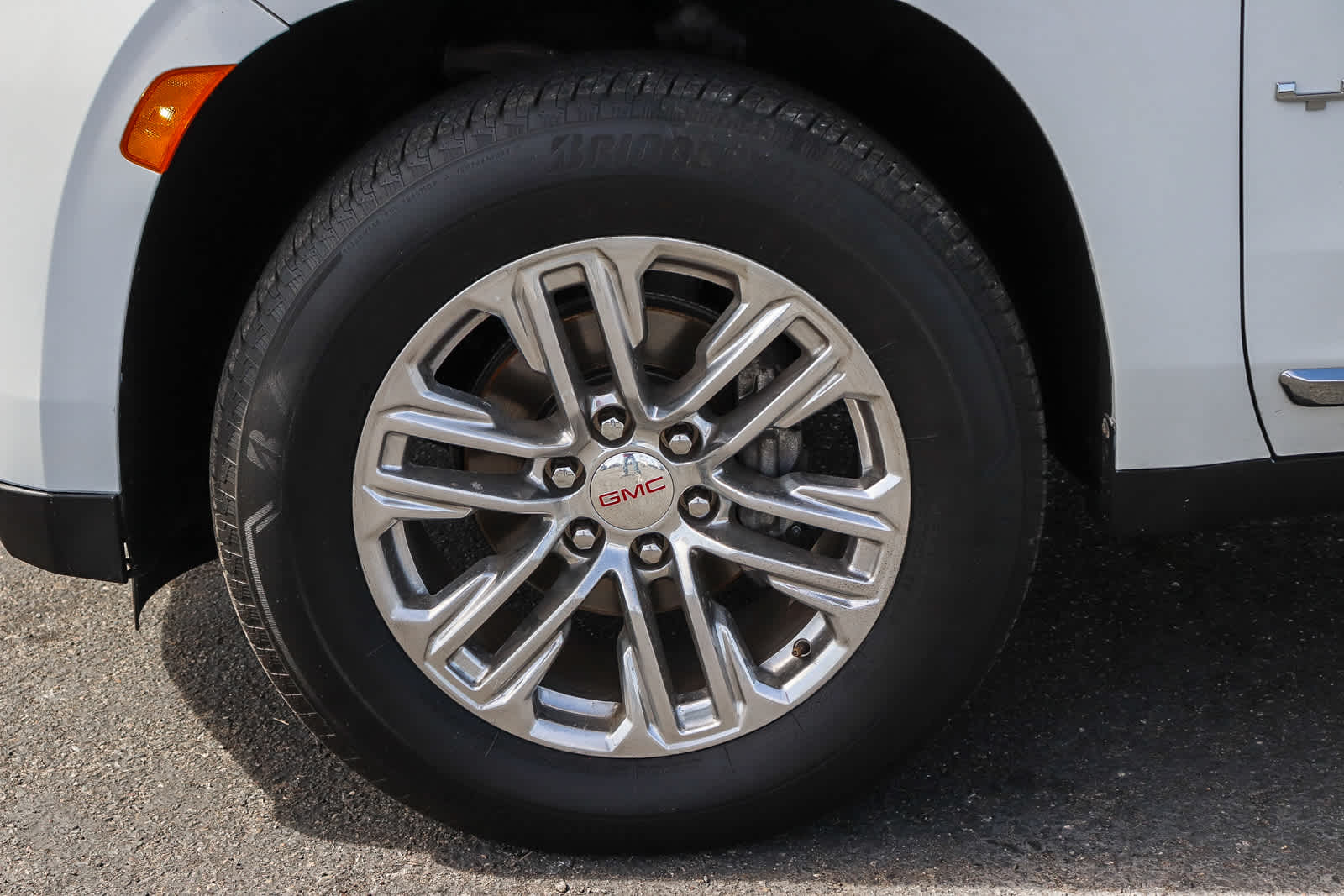 Thumbnail: 2021 GMC Yukon - 14