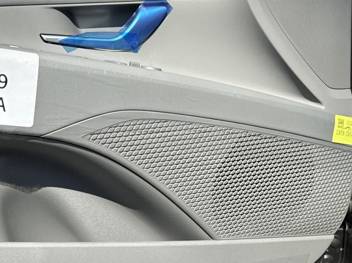 Thumbnail: 2025 Hyundai Elantra - 28