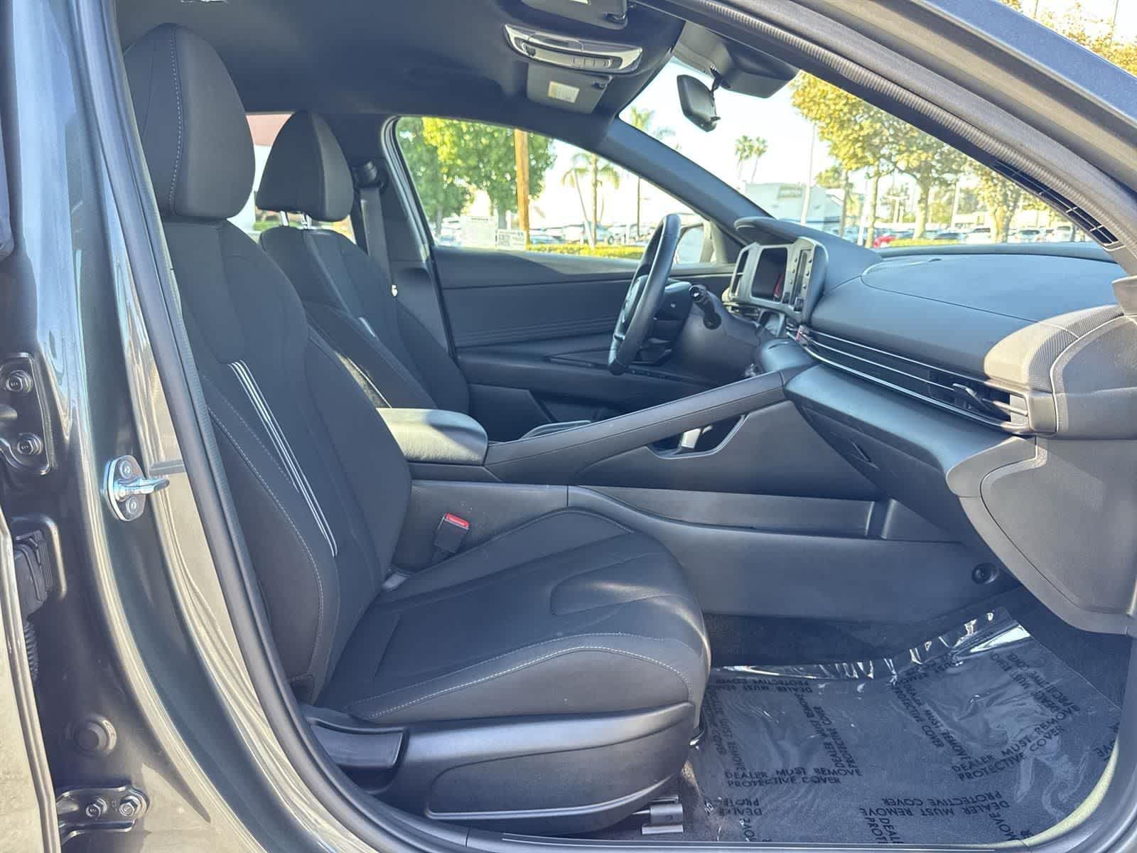 Thumbnail: 2025 Hyundai Elantra - 37