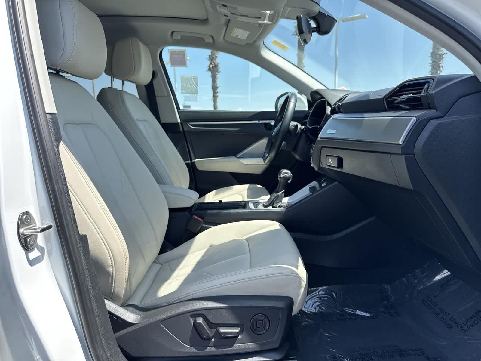 Thumbnail: 2024 Audi Q3 - 38