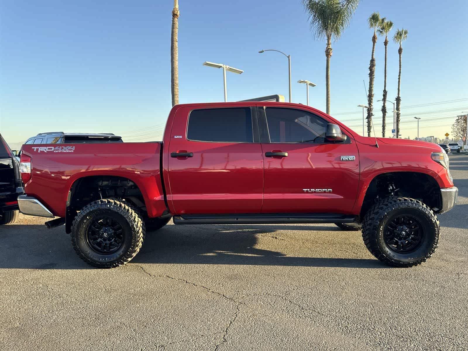Thumbnail: 2019 Toyota Tundra - 7