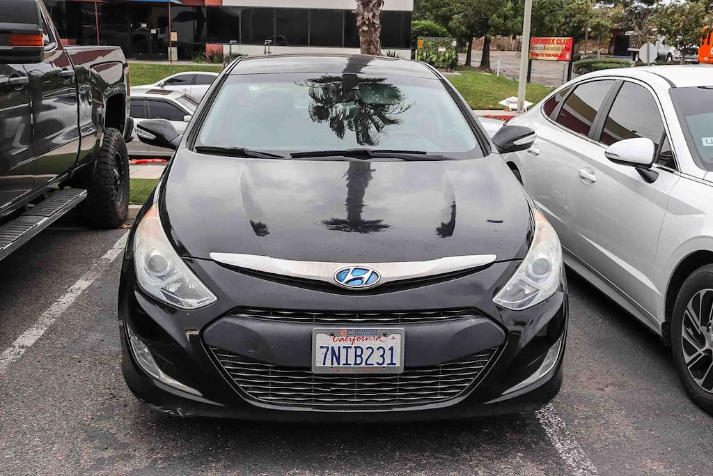 Used 2015 Hyundai Sonata Hybrid Sedan