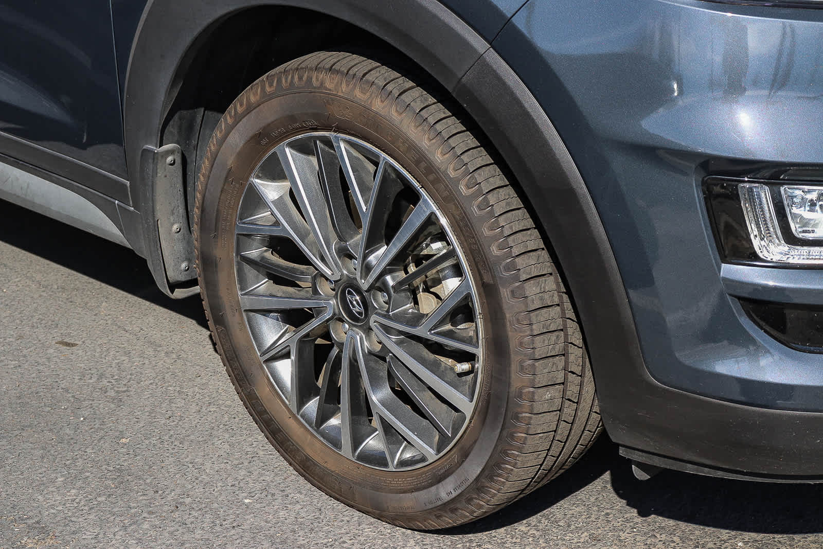 Thumbnail: 2020 Hyundai Tucson - 4