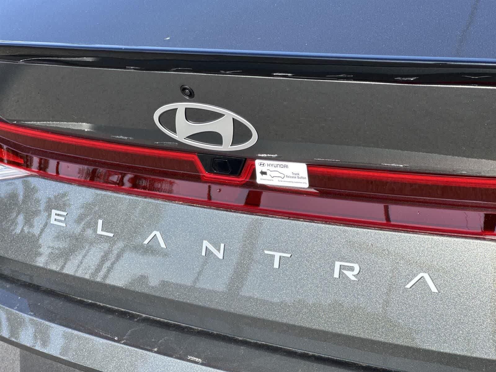 Thumbnail: 2025 Hyundai Elantra - 34