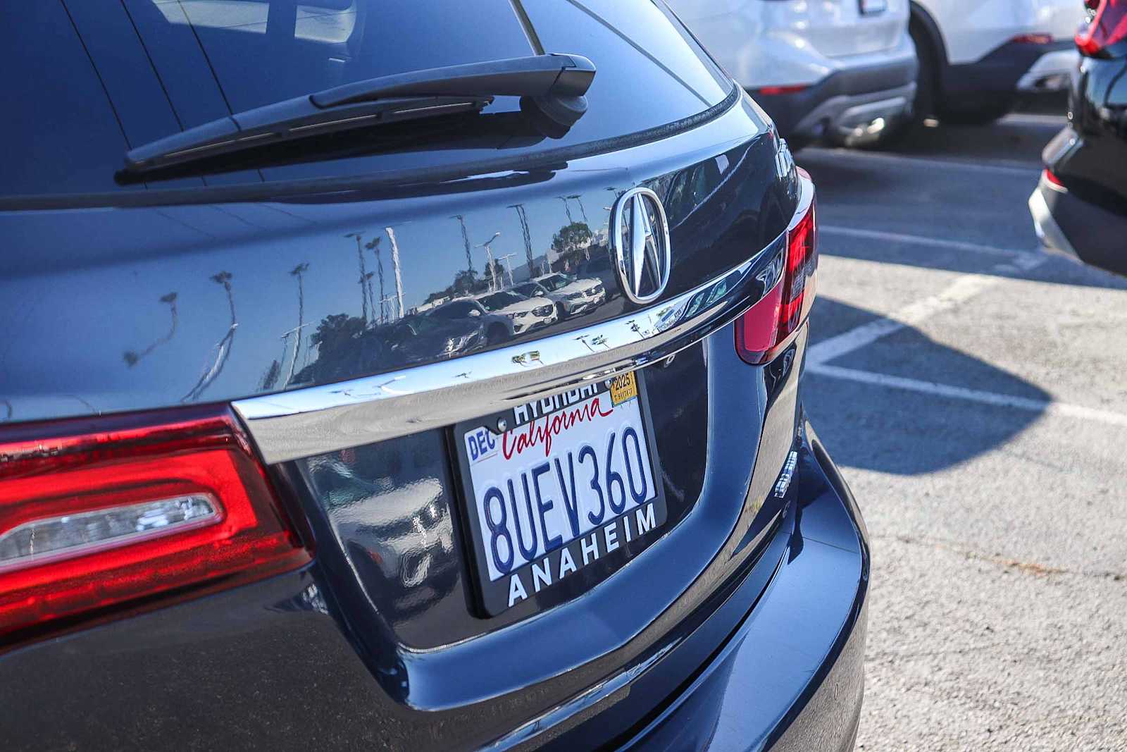 Thumbnail: 2020 Acura MDX - 9