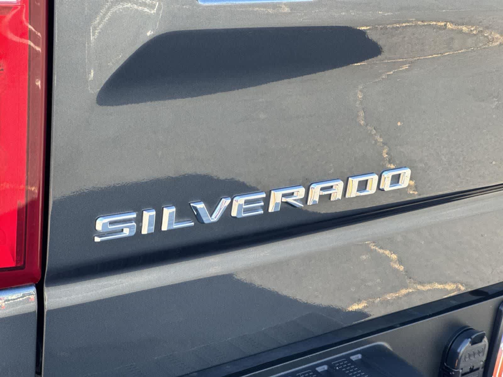 Thumbnail: 2022 Chevrolet Silverado 1500 - 36