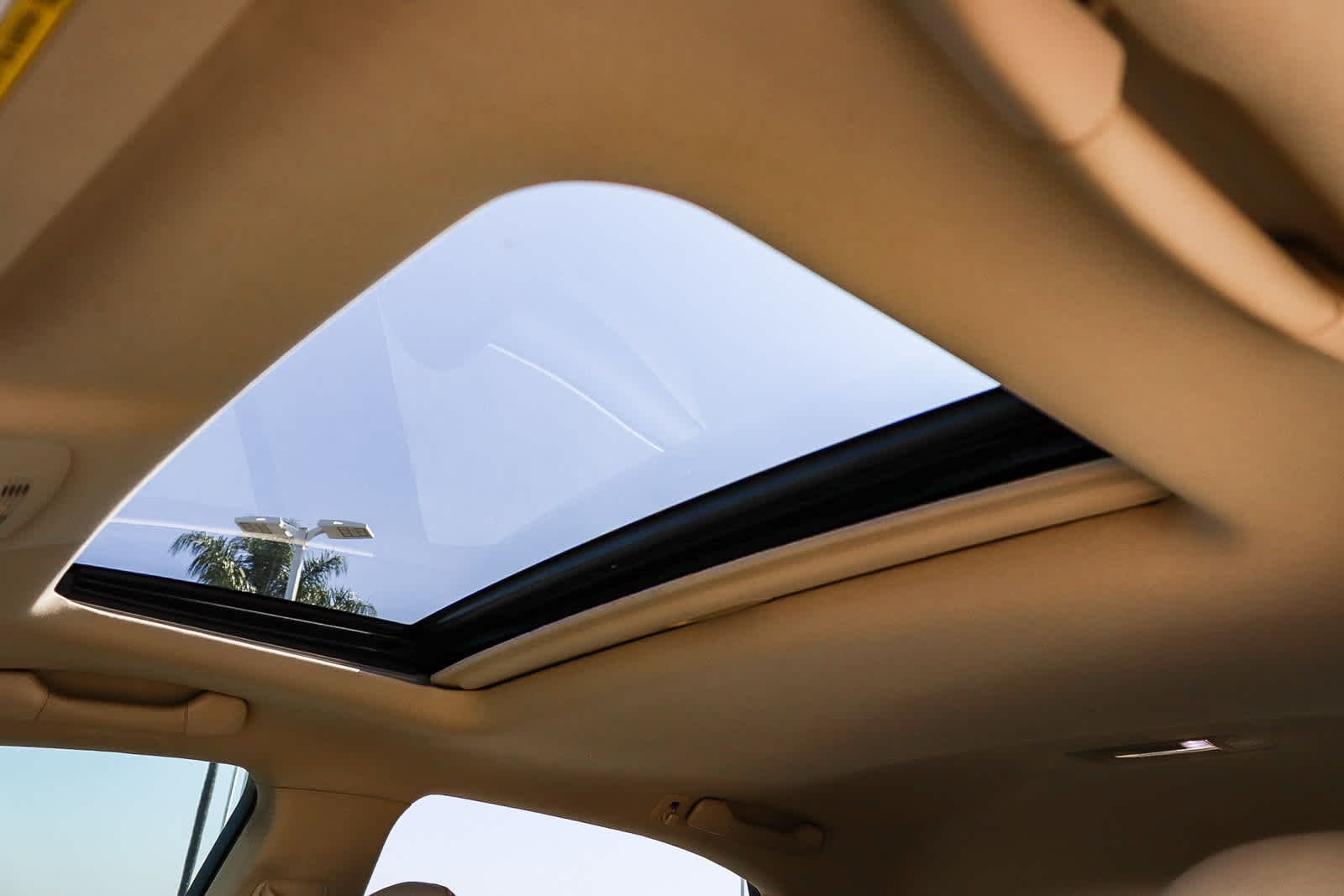 Thumbnail: 2014 Lexus RX - 33