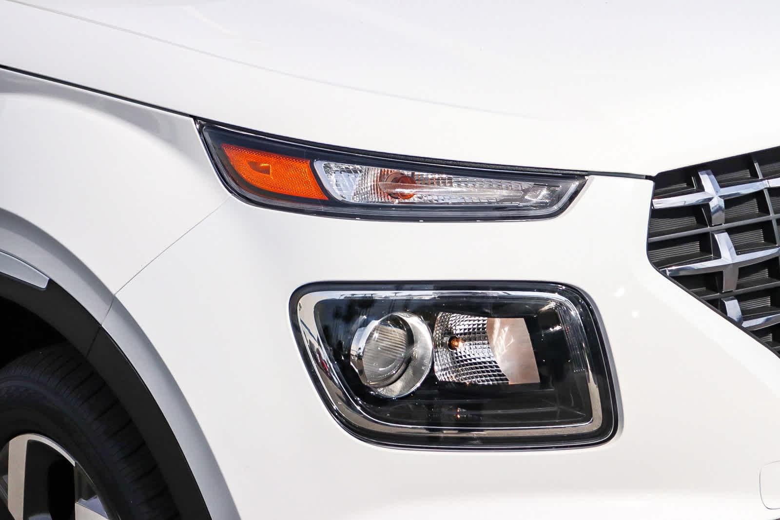 Thumbnail: 2026 Hyundai Venue - 4