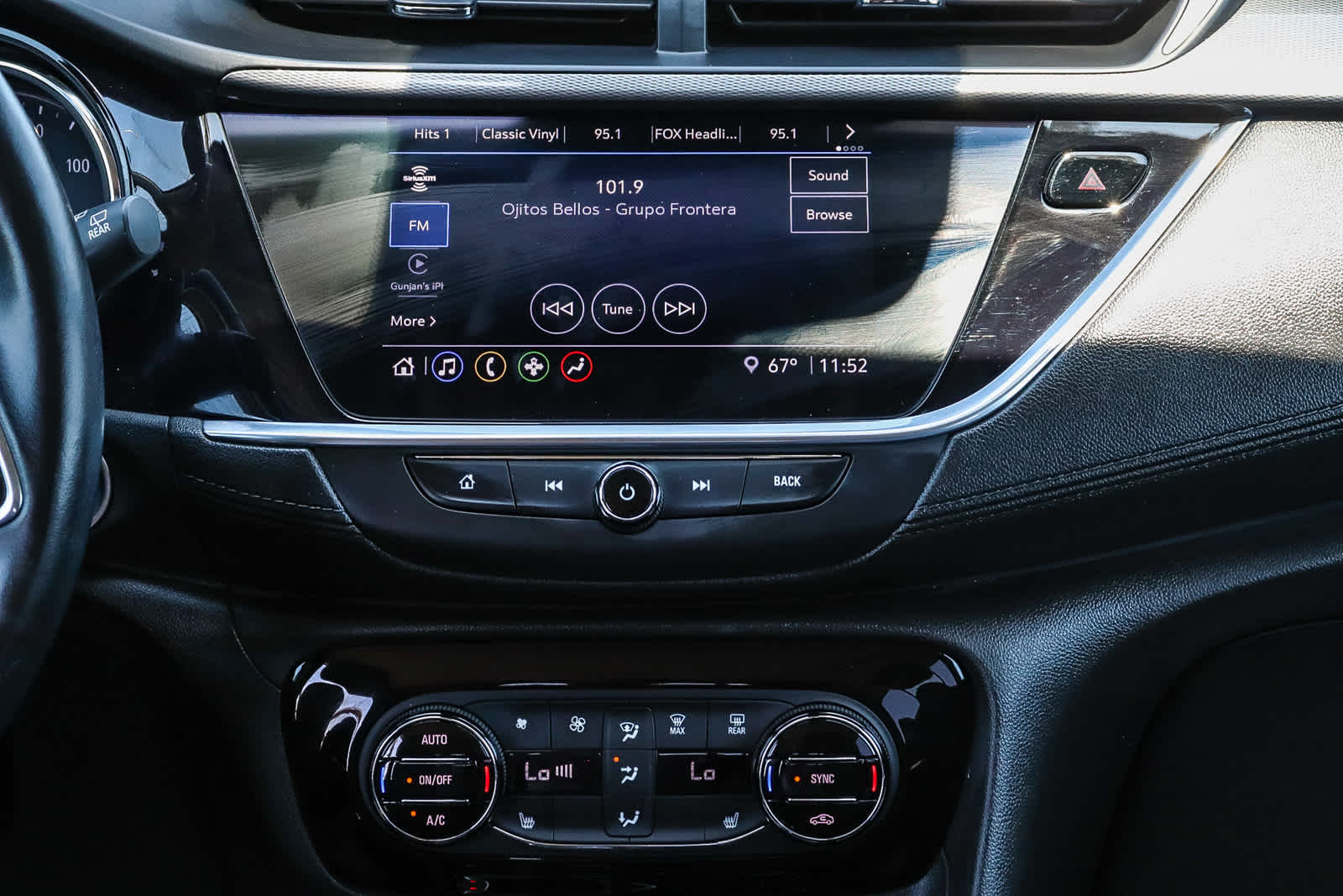 Thumbnail: 2021 Buick Encore GX - 16