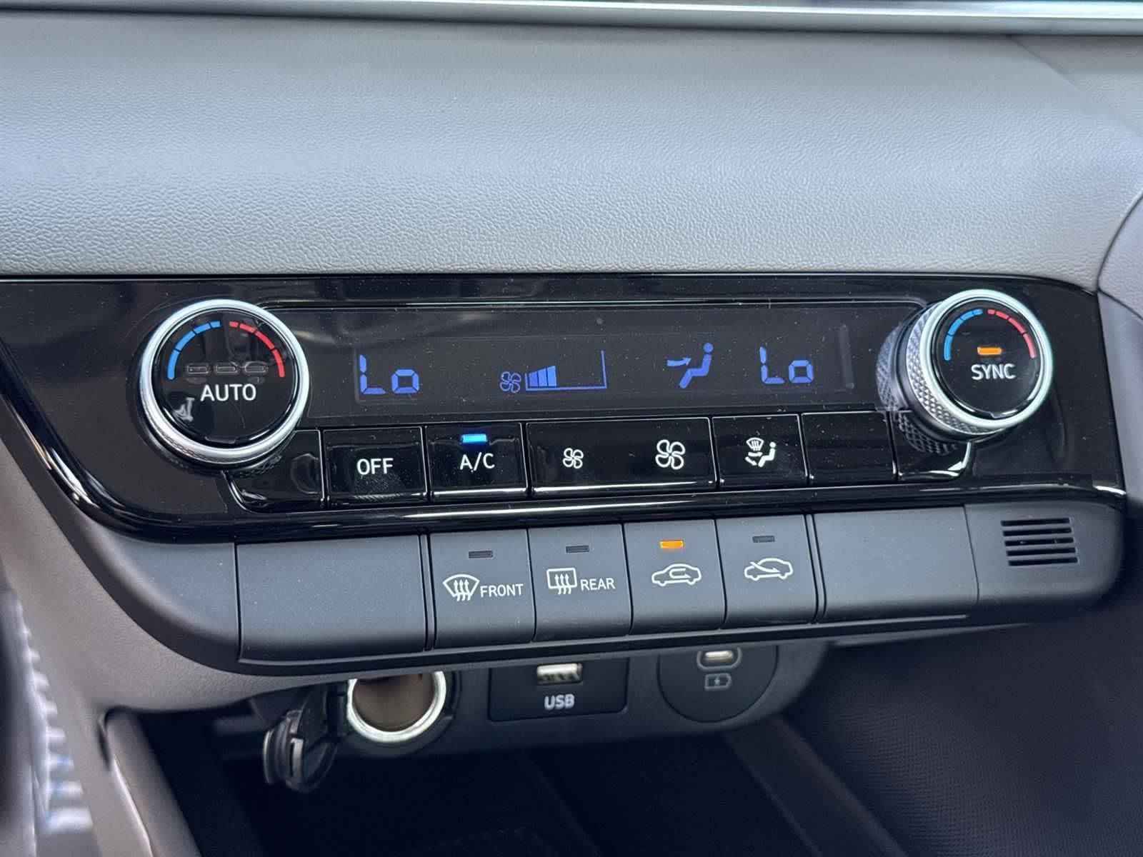 Thumbnail: 2025 Hyundai Elantra - 14