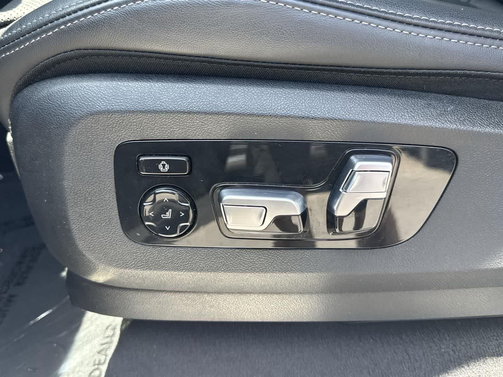 Thumbnail: 2024 BMW X5 - 23