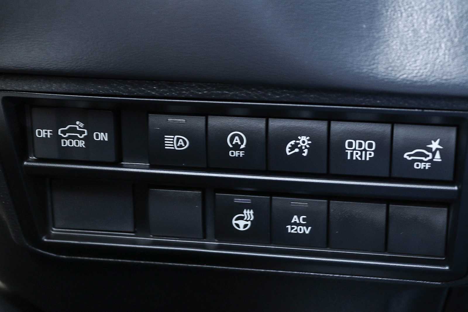 Thumbnail: 2024 Toyota Tundra - 33