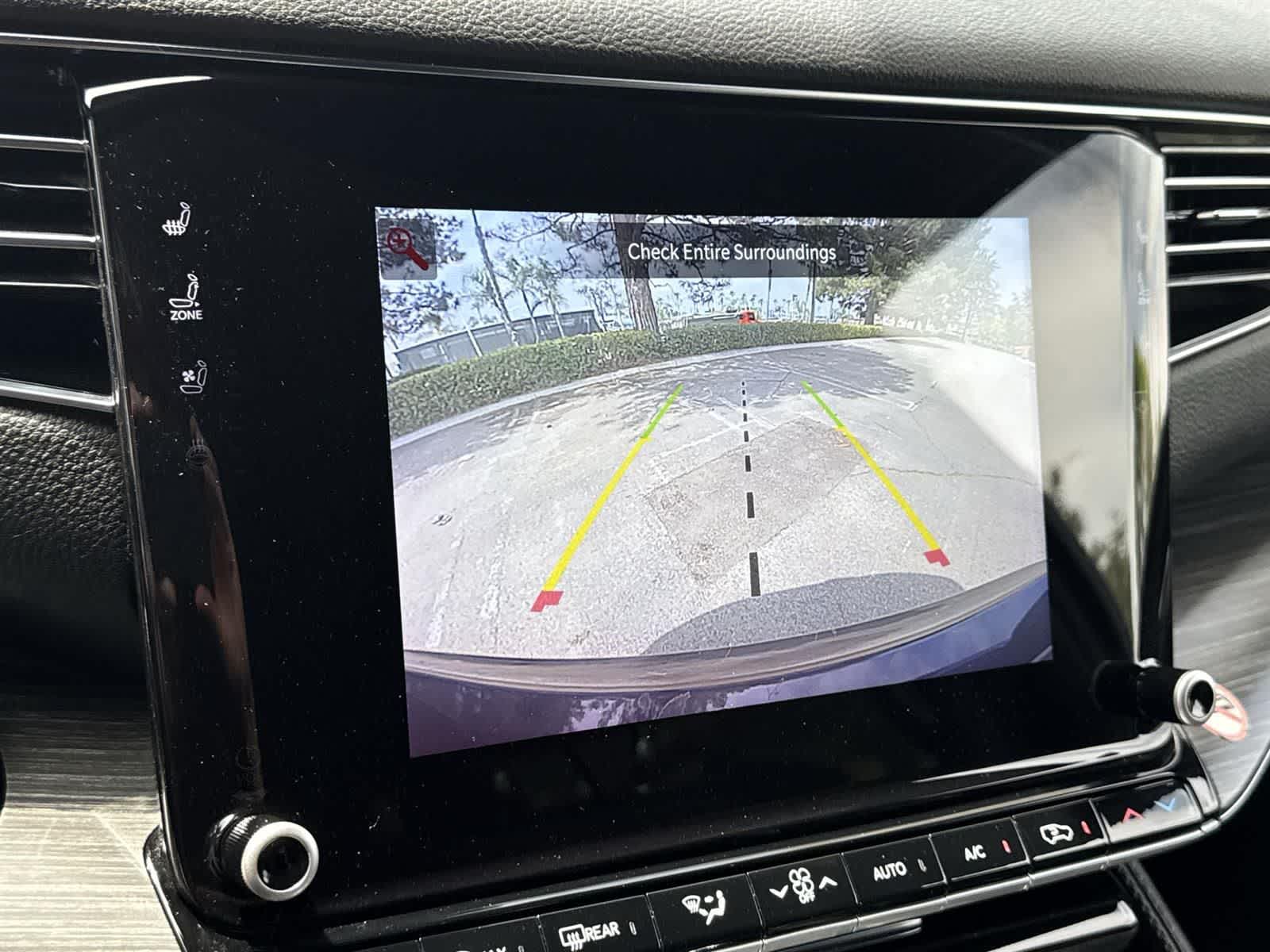 Thumbnail: 2023 Jeep Wagoneer - 15