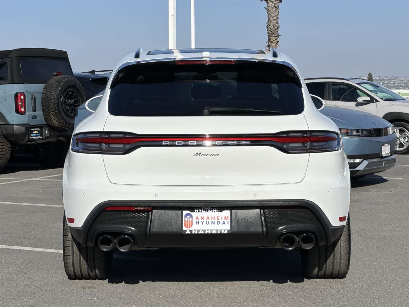 Thumbnail: 2024 Porsche Macan - 4