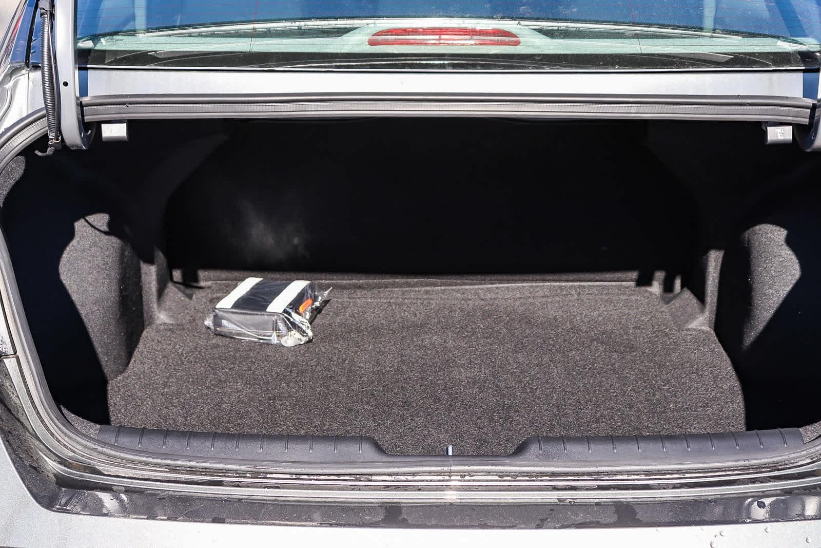 Thumbnail: 2025 Hyundai Elantra - 20