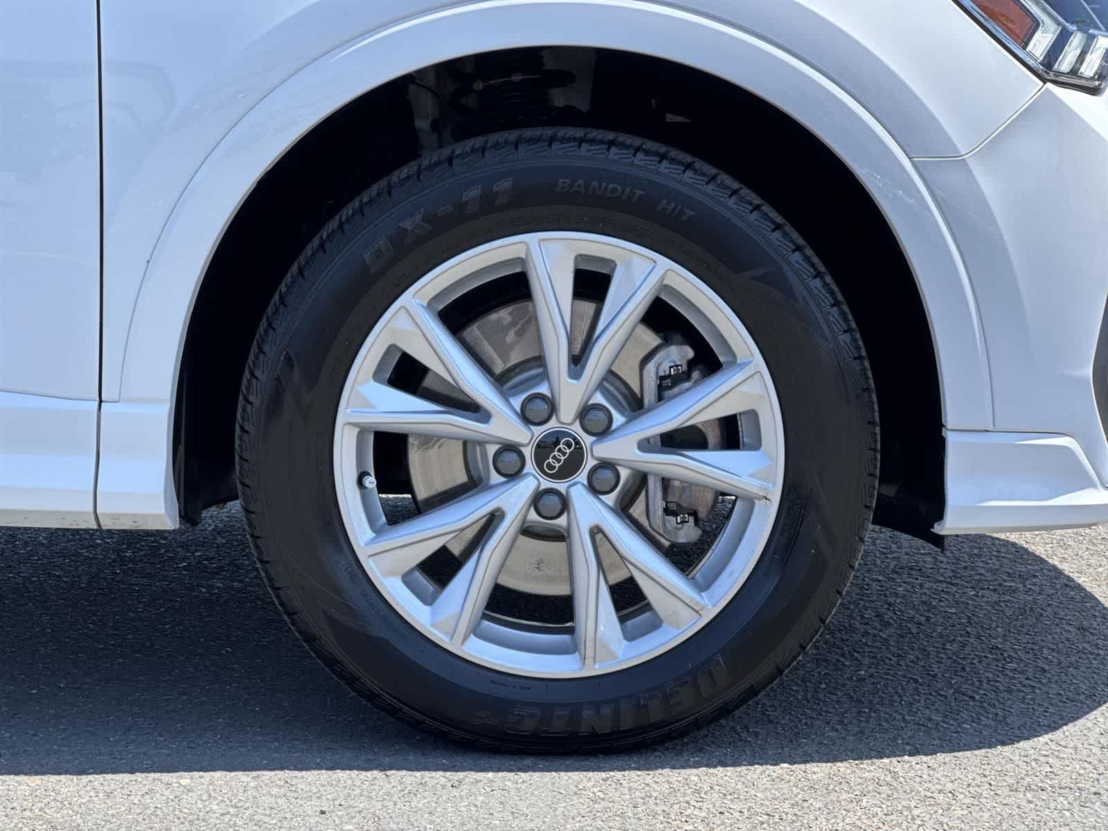 Thumbnail: 2024 Audi Q3 - 41