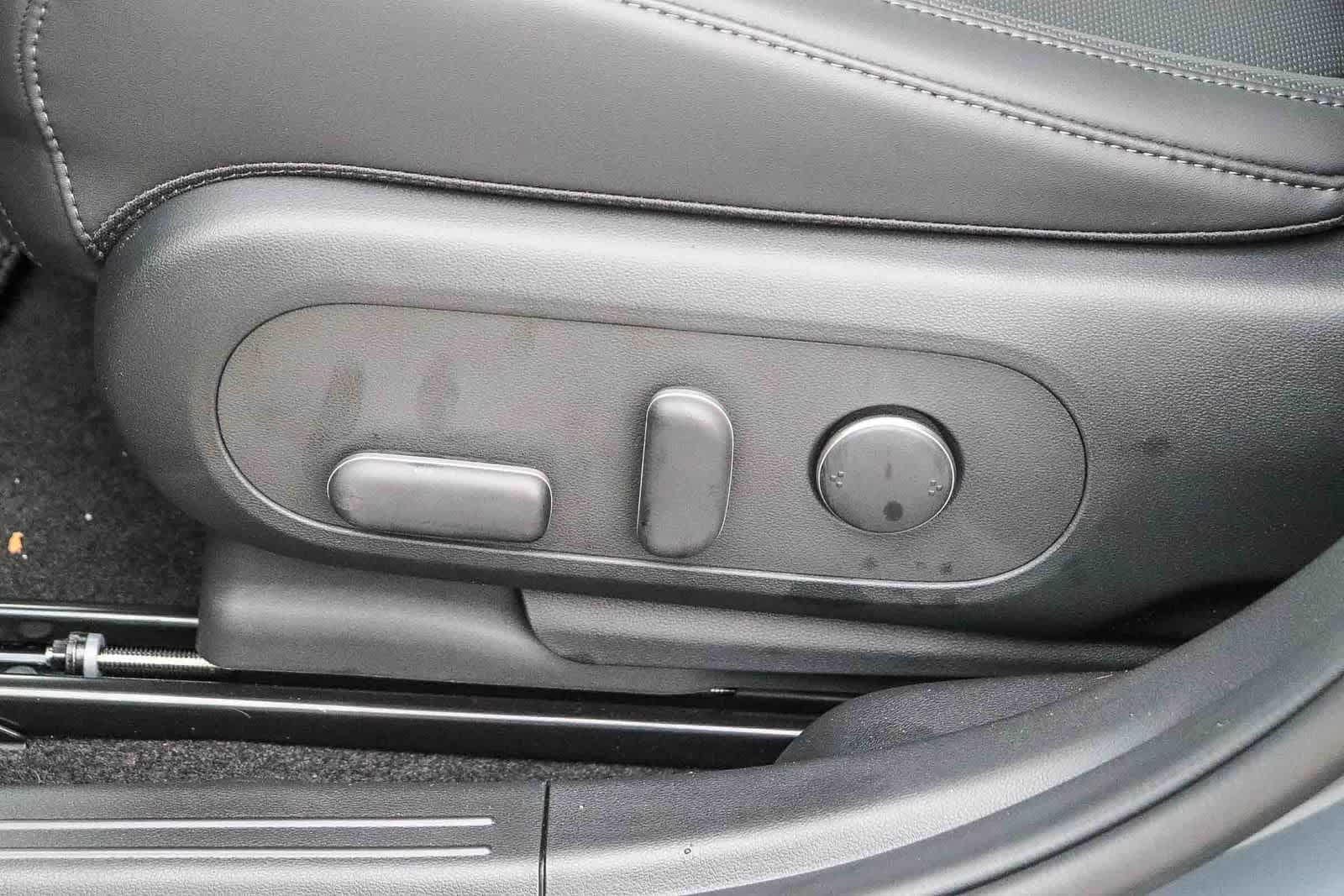 Thumbnail: 2026 Hyundai Ioniq 5 - 22