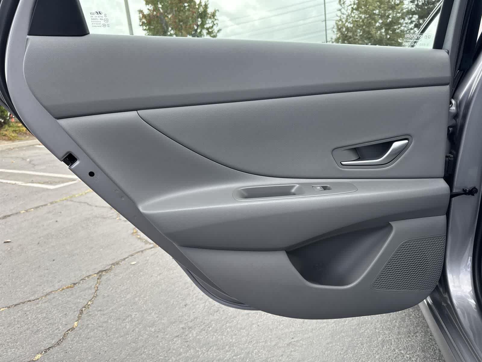 Thumbnail: 2025 Hyundai Elantra - 25