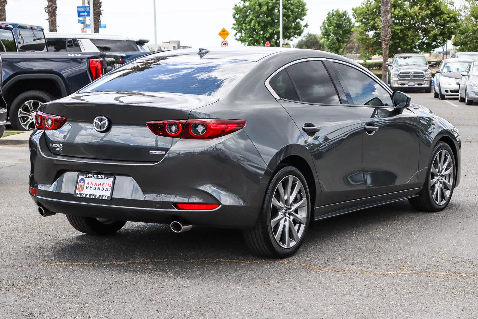 Thumbnail: 2023 Mazda Mazda3 - 6